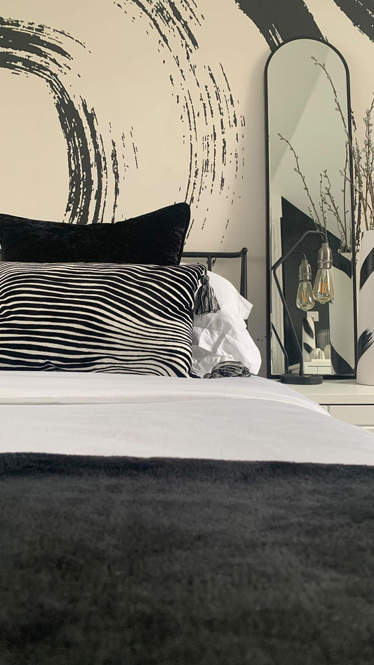 Black and White Abstract Art Bedroom