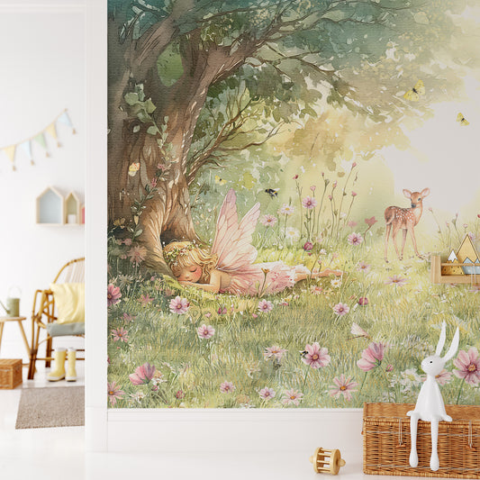 Haisley Wallpaper Close Up in a Hallway