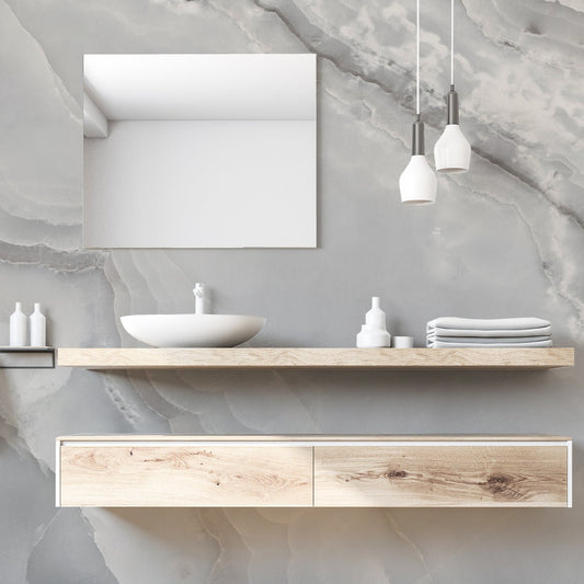 Deric Bathroom With Mirror and Black Towell